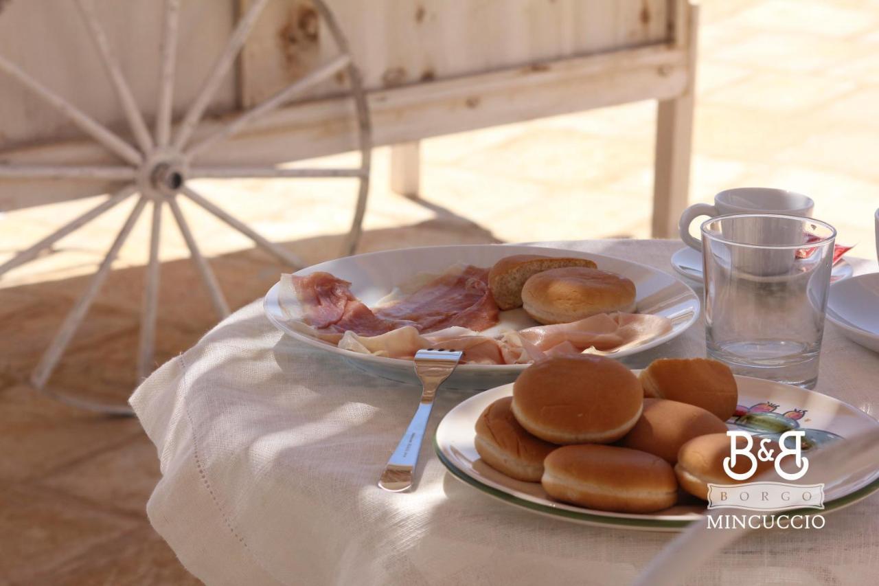 Borgo Mincuccio Bed and Breakfast Ostuni Esterno foto