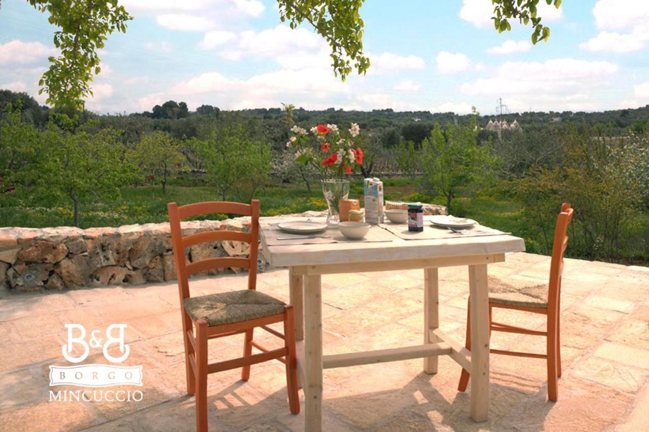 Borgo Mincuccio Bed and Breakfast Ostuni Esterno foto